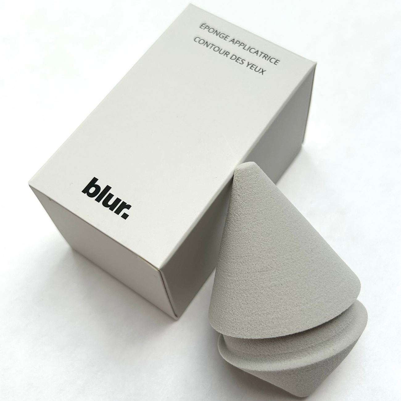 BLUR.