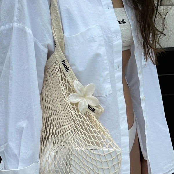 SUMMER ESSENTIAL.